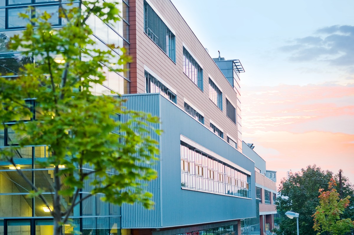 PRAGUE UNIVERSITY OF ECONOMICS AND BUSINESS EM Normandie (fr)