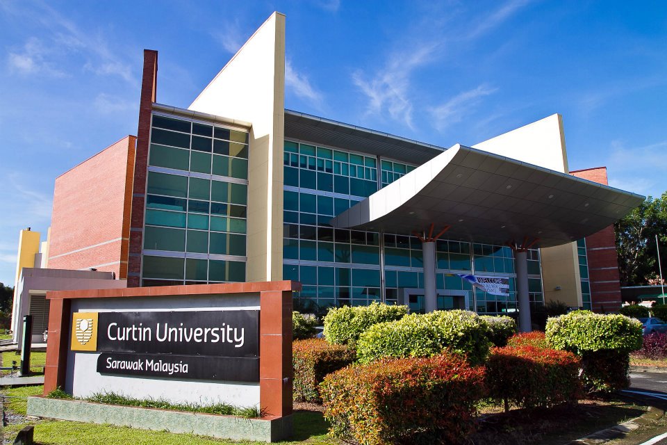 CURTIN UNIVERSITY EM Normandie
