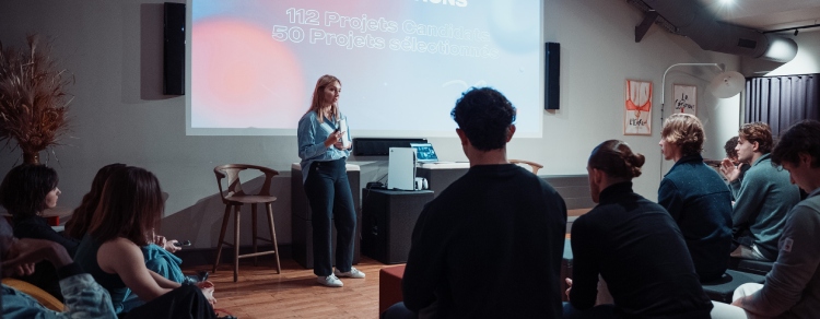 Student presenting a project