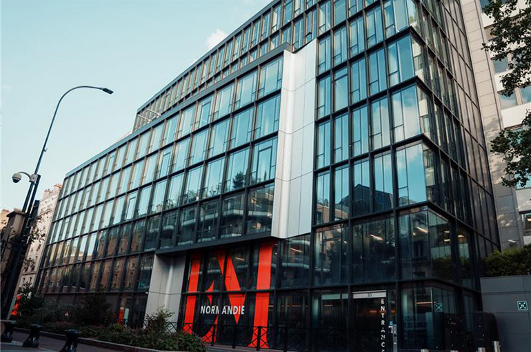 Campus de Paris-Clichy Campus de Paris-Clichy